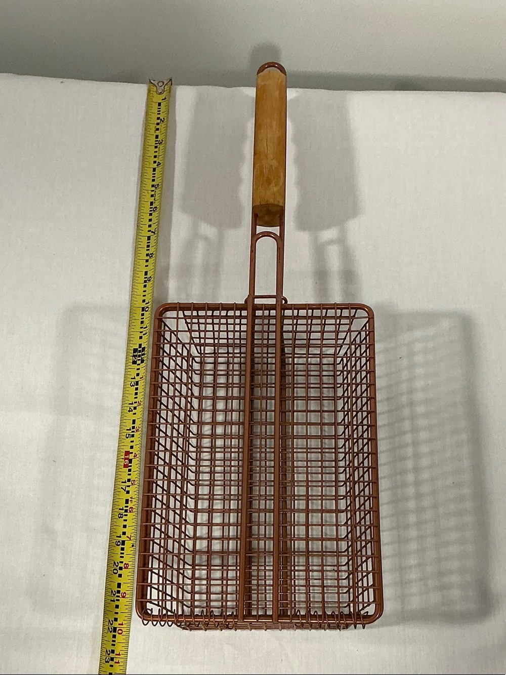 Wood-Handled Copper-Tone Grill Fry Basket - Copper/Brown